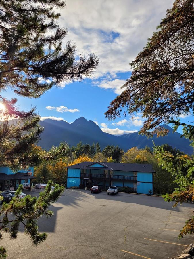 Ridgeview Motor Inn Gold River Exterior photo